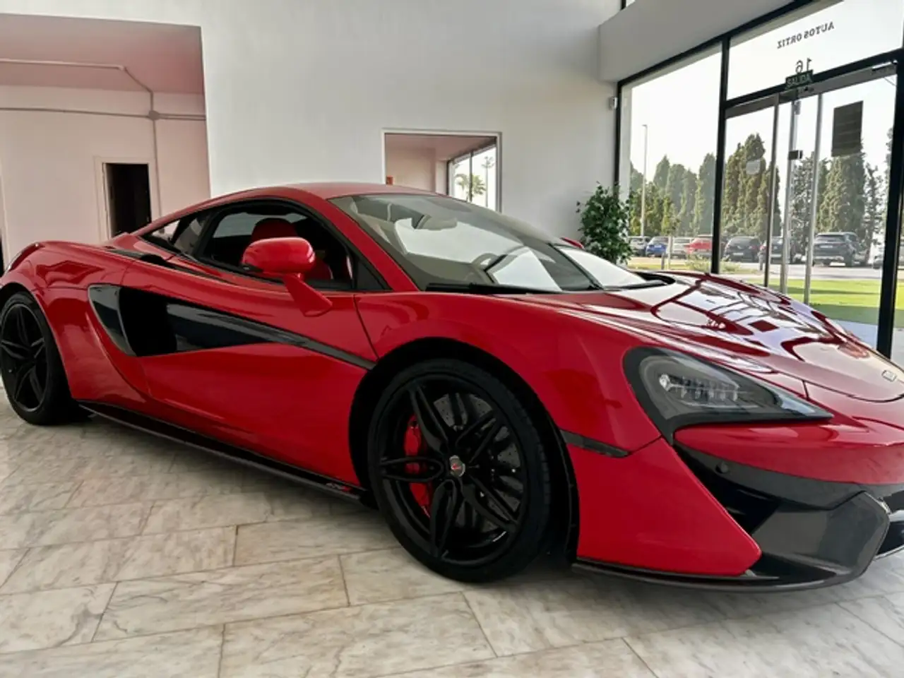 Vehicle photo