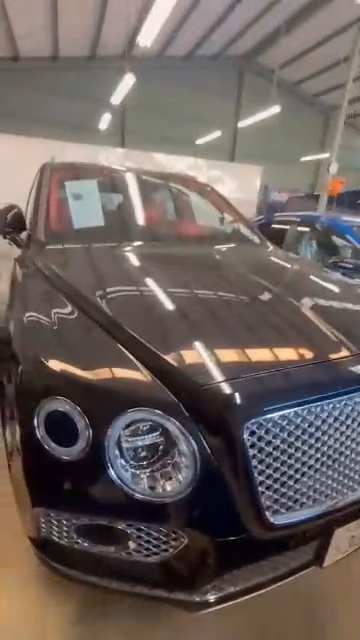 Bentley Bentayga Base