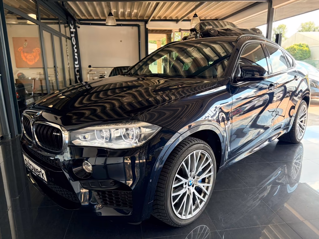 BMW X6 M wenig gelaufen/Super Ausstattung