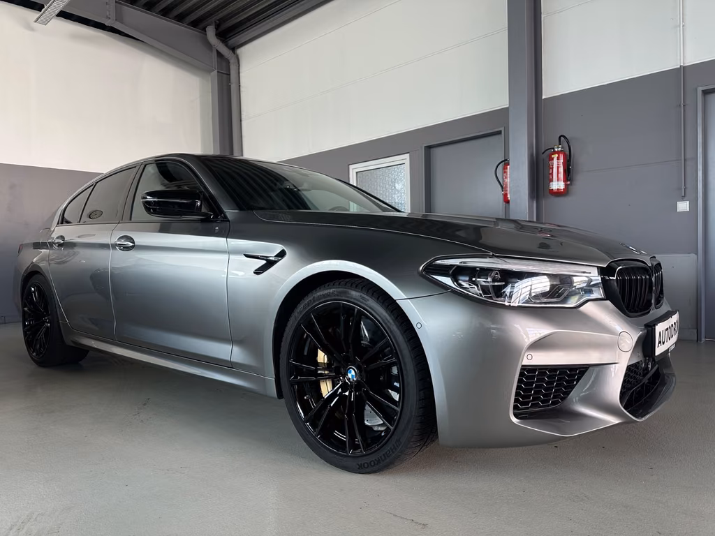 BMW M5 &W