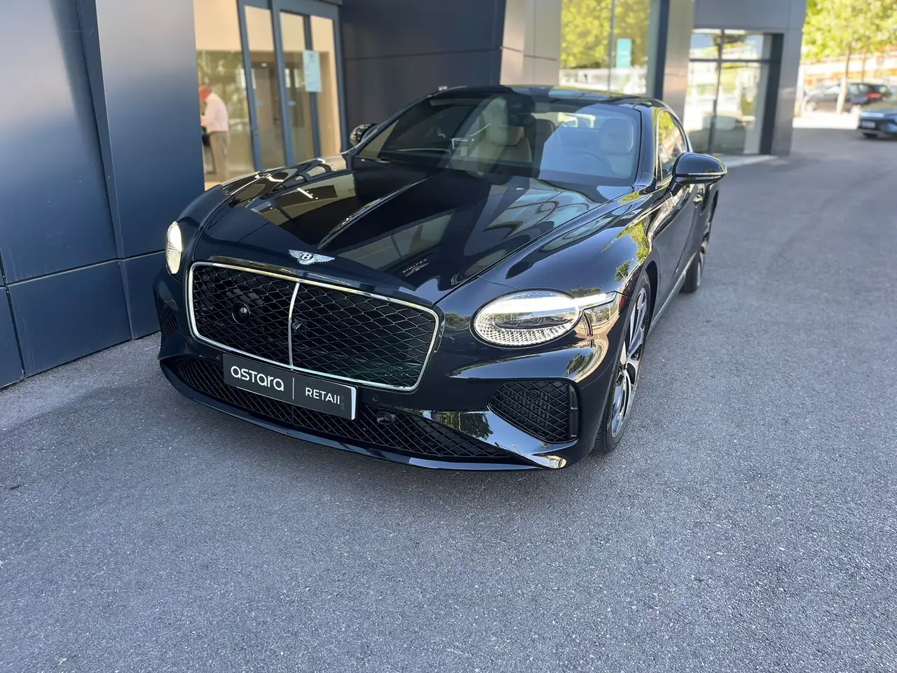 Vehicle photo