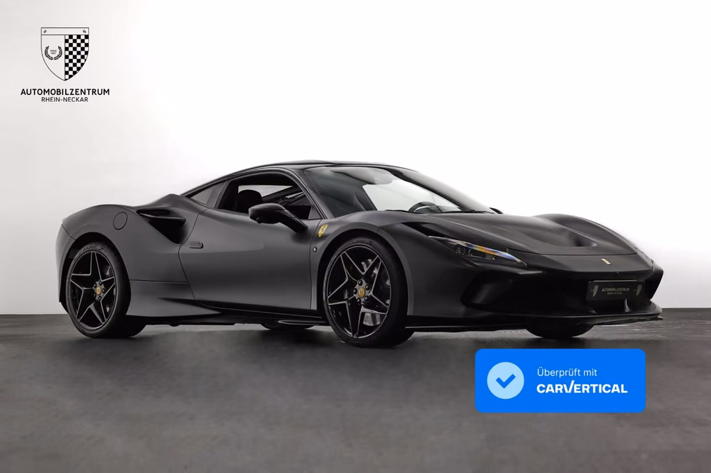 Ferrari F8 Tributo Carbon-