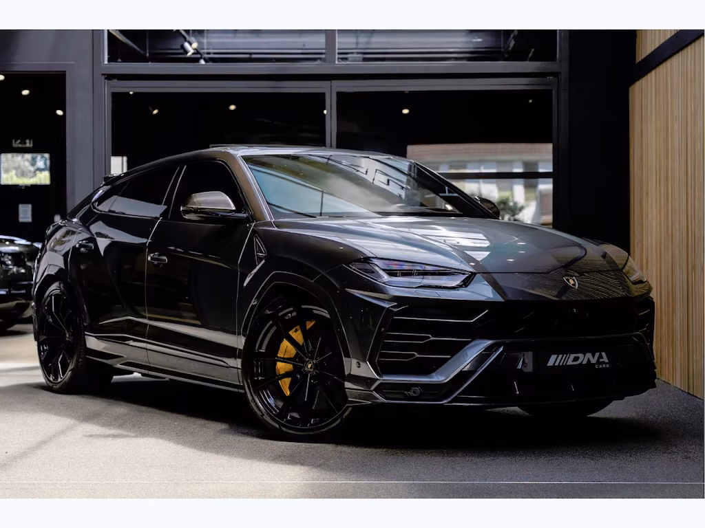 Lamborghini Urus Carbonpakket B&O Massage ACC HUD Urus 4.0 V8