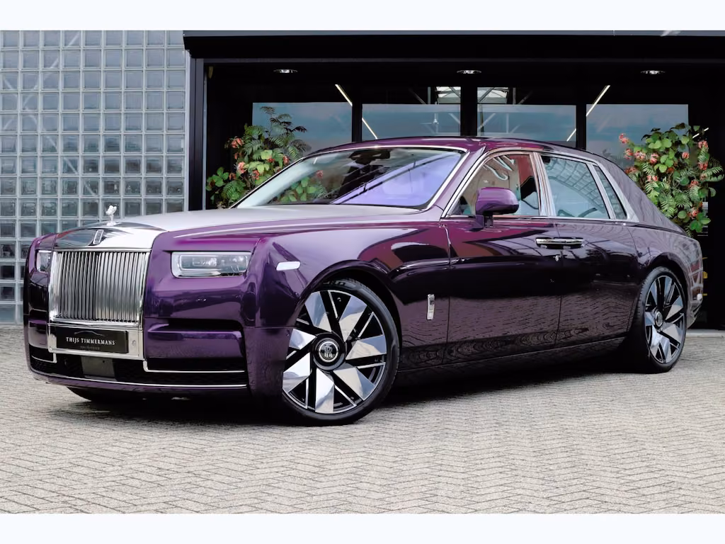 Rolls-Royce Phantom Series II "The Extrovert" | Starlight, Bespoke Audio, Massag