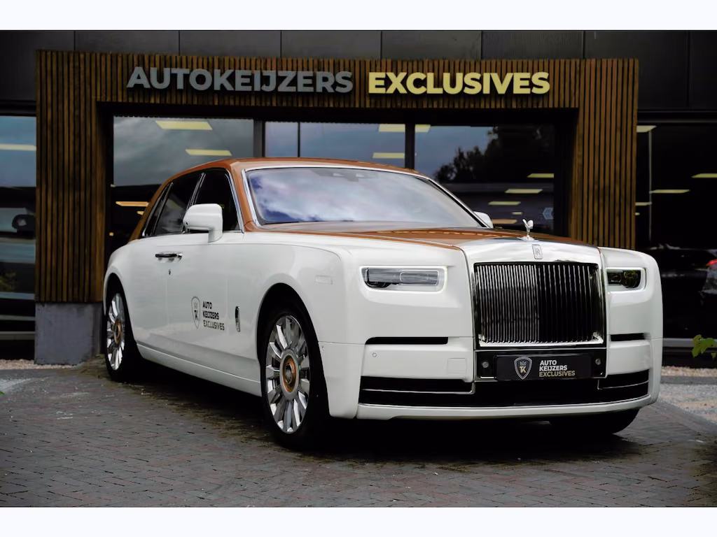 Rolls-Royce Phantom 6.7 V12 Starlight Headliner Rear Theatre Individual Rear Sea