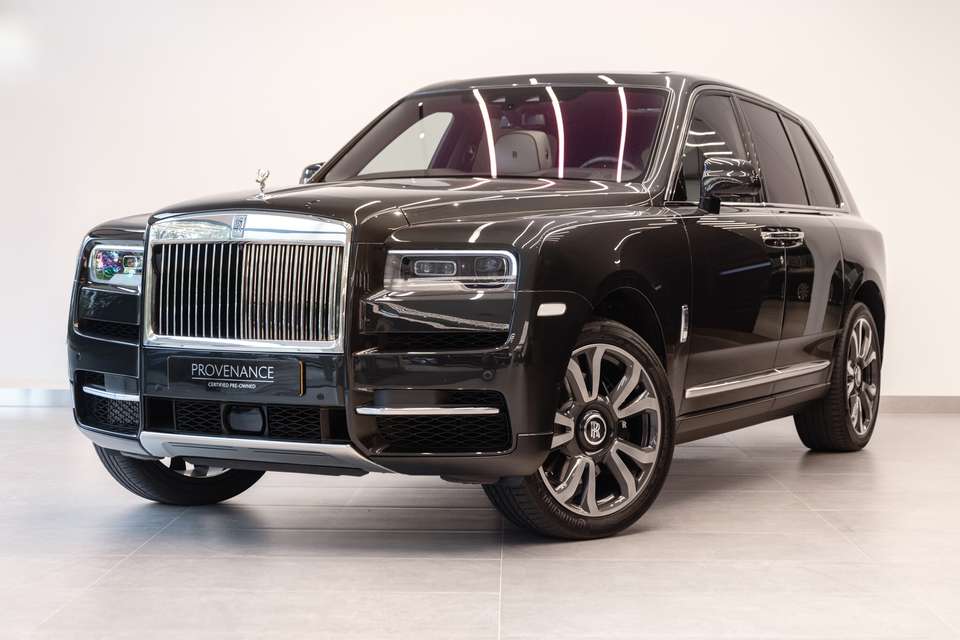 Rolls-Royce Cullinan 6.75 V12