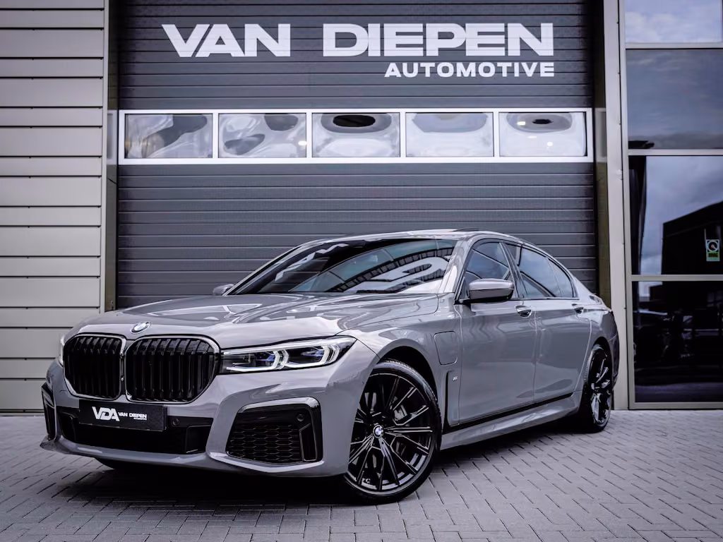 BMW 7-serie 745Le High Executive - M-Sport l Bernina l Rear Ent. l Massa
