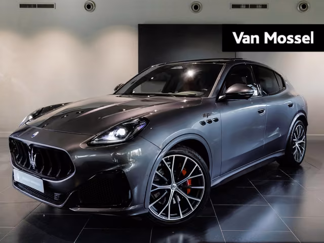 Maserati Grecale 3.0 V6 Trofeo Rood leder | Panoramadak | Surround camera | S