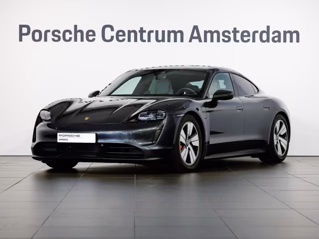 Porsche Taycan 4S
