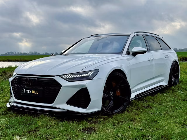 Audi RS6 Avant Quattro URBAN | FULL OPTION