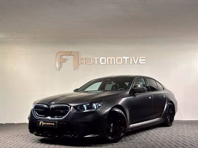 BMW M5 5-serie Full Carbon|Bowers & Wilkins|Memory|HuD|360Camera