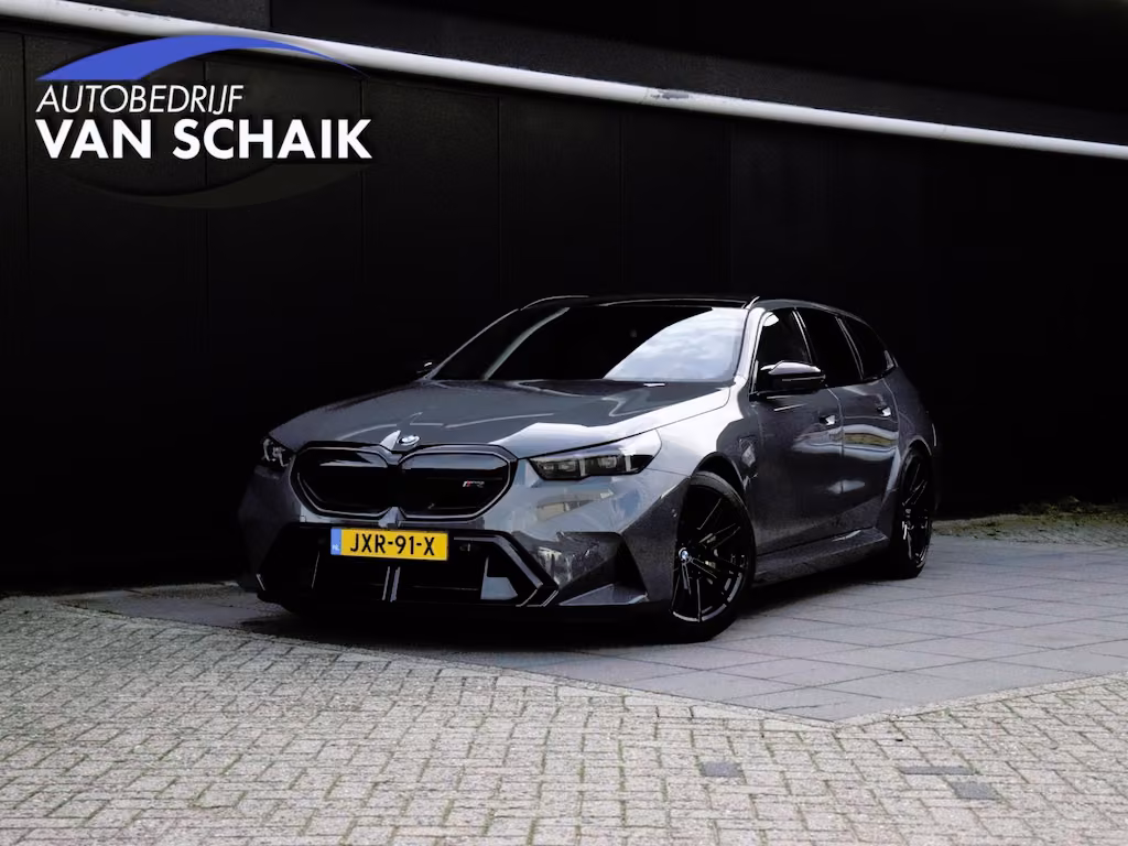 BMW M5 5-serie Touring | KERAMISCH | LEDER | MEMORY | PANO | B&W |