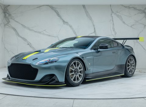 Aston Martin Vantage AMR Pro