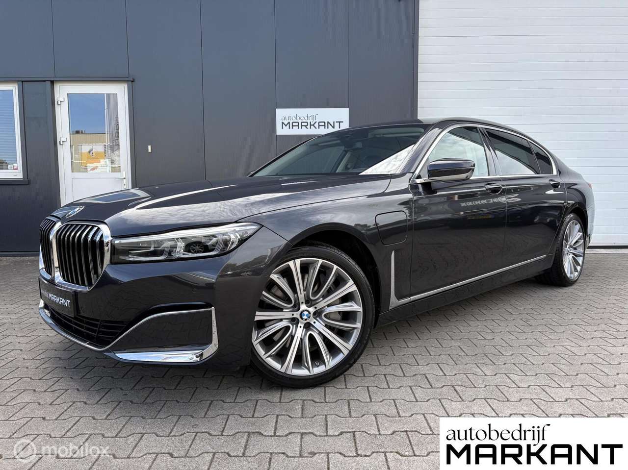 BMW 7-serie 745 745Le Sky Lounge / 4-Pers. / Luchtvering /