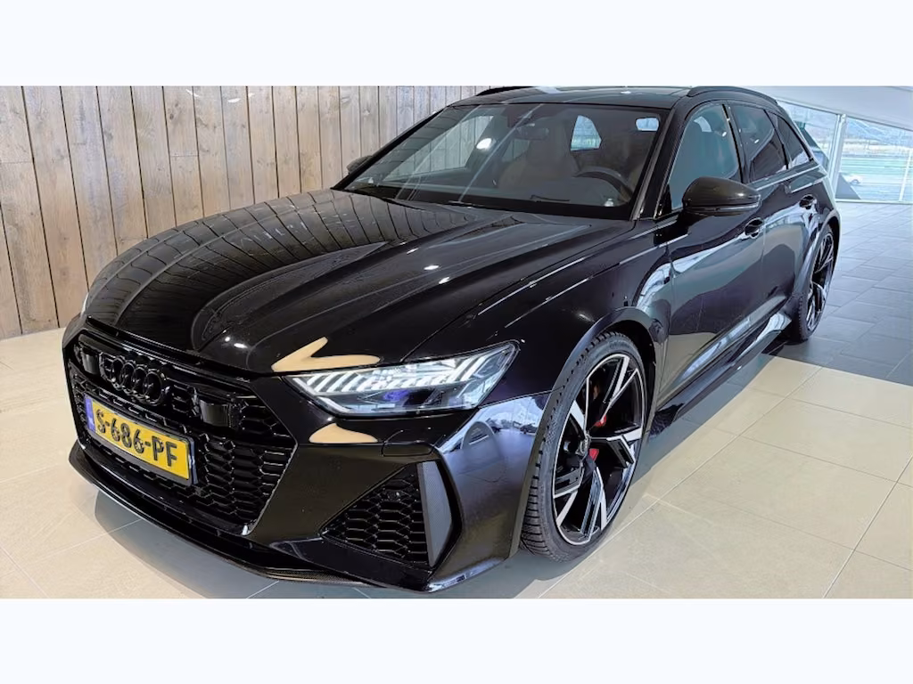 Audi RS6 4.0 TFSI Quattro up