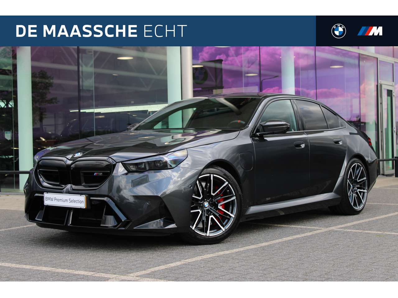 BMW M5 Automaat / Trekhaak / M Drive Professional / Comfo