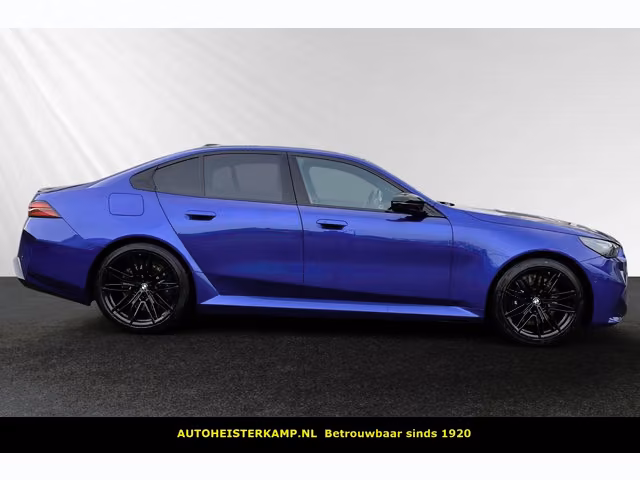 BMW M5 5 Serie V8 727 hp ACC Panoramadak Stoelkoeling Bowers Wilkin