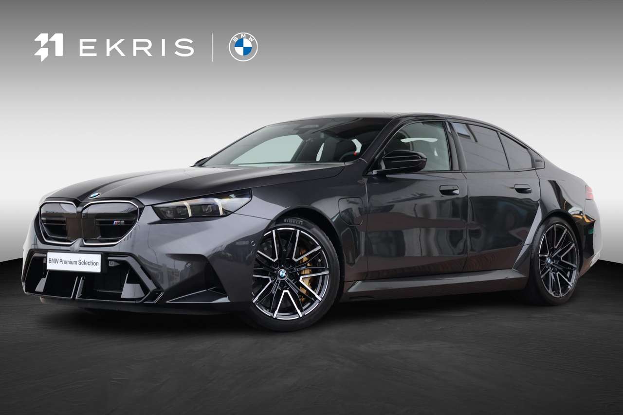 BMW M5 Sedan | SoH 100% | M-Driverspack | Trekhaak | Pano