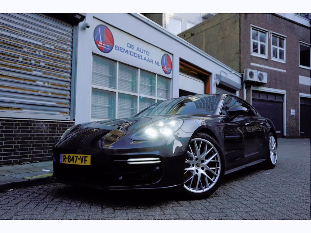 Porsche Panamera 4.0 GTS V8 BiTurbo | Sport Chrono | Luchtvering | Panoramada