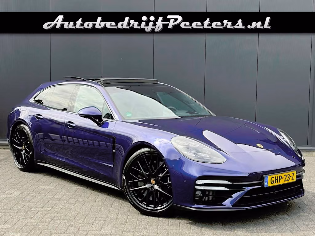 Porsche Panamera 4.0 Turbo S 700 hp Pano Burmester Keramisch ACC Matrix HUD Sp