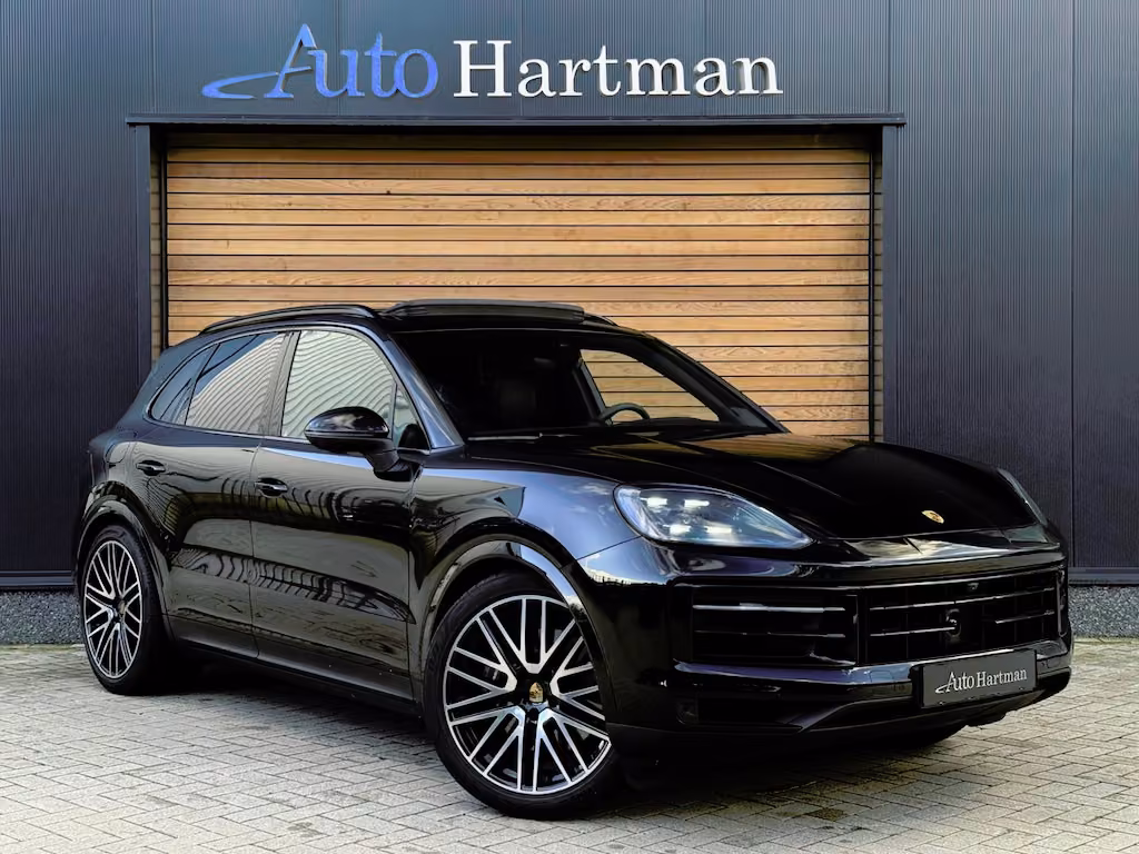 Porsche Cayenne 3.0 E-Hybride Black Edition MASSAGE|PASSENGER-DISPLAY|SPORTUI