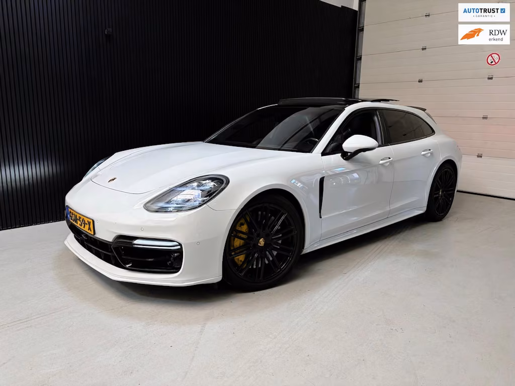 Porsche Panamera Sport Turismo 4.0 Turbo bomvol