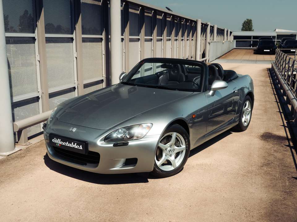 Honda S2000 S 2000 2.0i slechts 8.400km in nieuwstaat