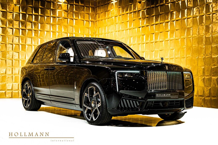 Rolls-Royce CULLINAN SERIES II BLACK BADGE