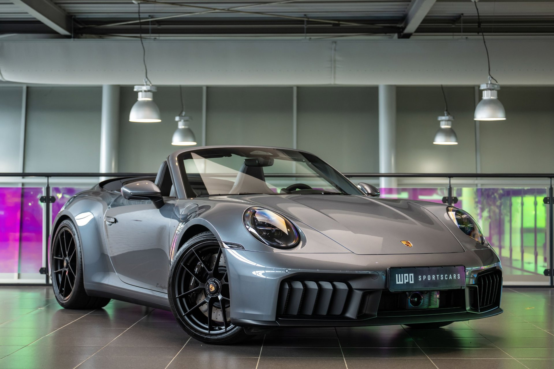 Porsche 992 Cabrio 3.6 T-Ibrido Carrera 4 GTS