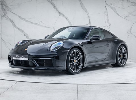 Porsche 911 Carrera 4S (992)